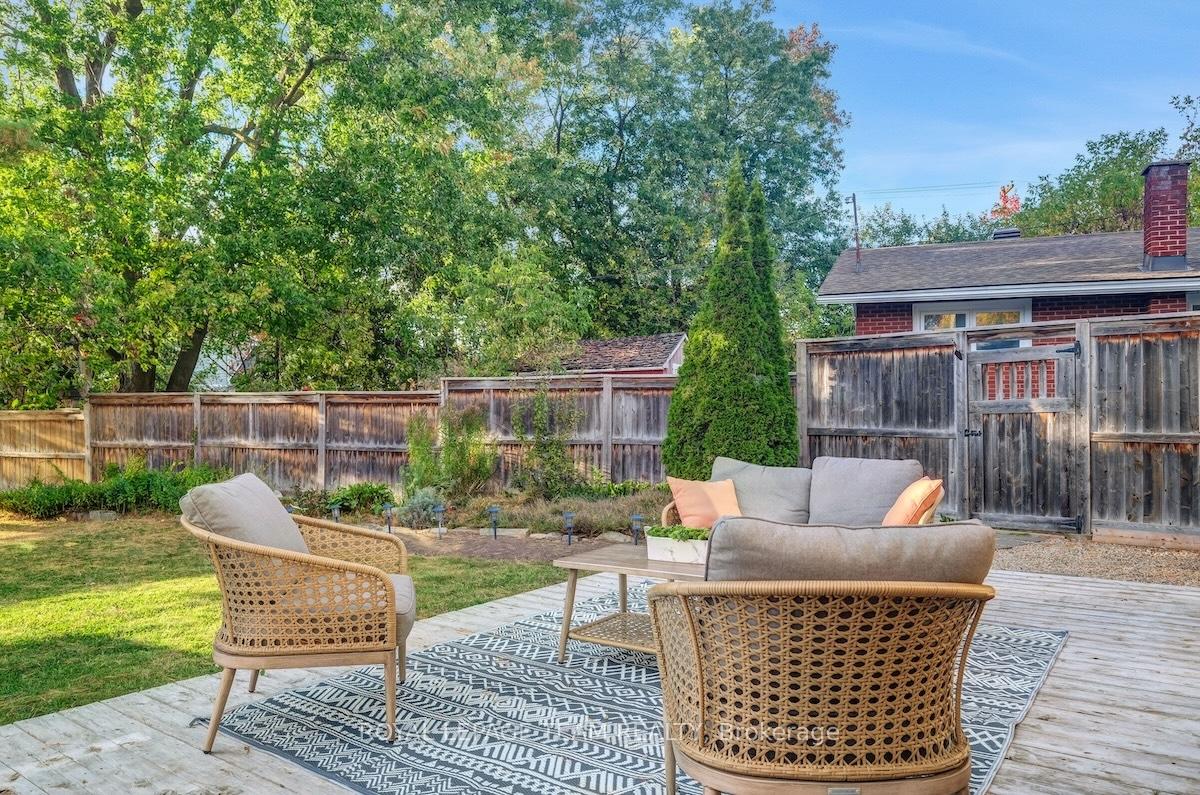 Photo 39 of 884 Admiral Avenue, Ottawa, Carlington — HOMEH