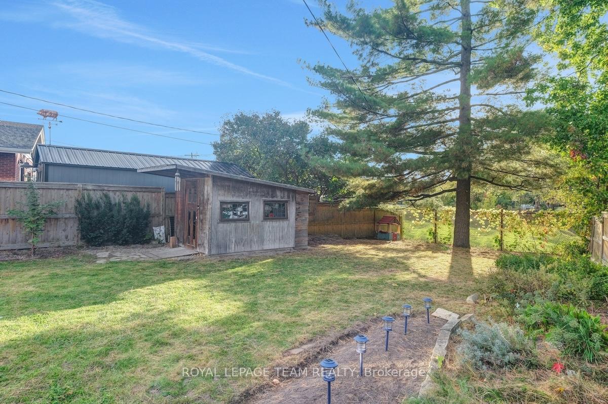 Photo 46 of 884 Admiral Avenue, Ottawa, Carlington — HOMEH