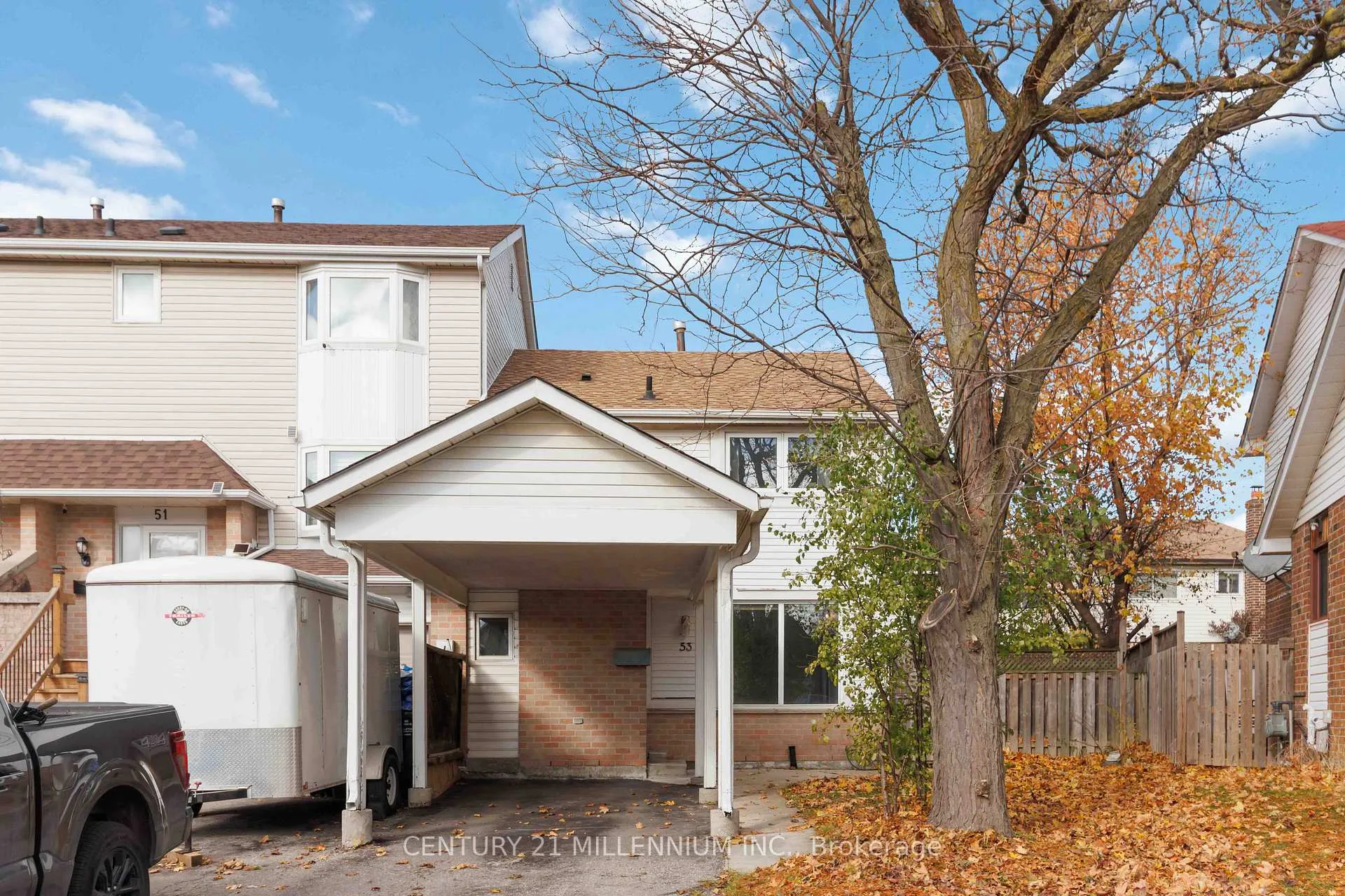 Photo 1 of 53 Courtleigh Square, Brampton, Heart Lake East — HOMEH