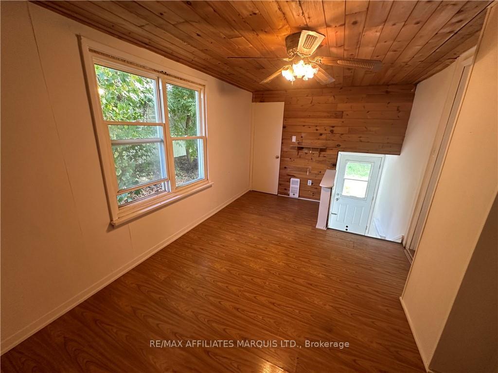 Photo 11 of 731 Gloucester Street N, Cornwall — HOMEH