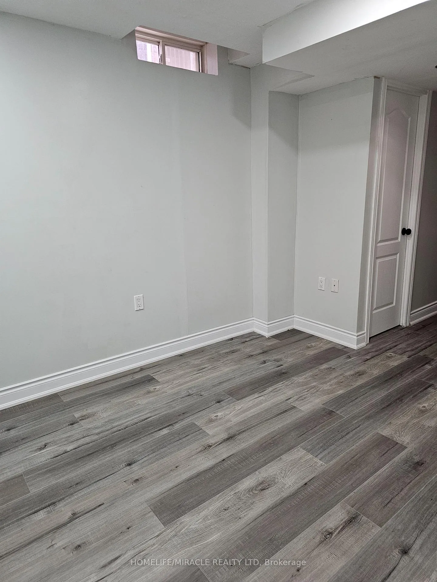 Photo 26 of 20 Whiteface Crescent, Brampton, Fletcher's Meadow — HOMEH