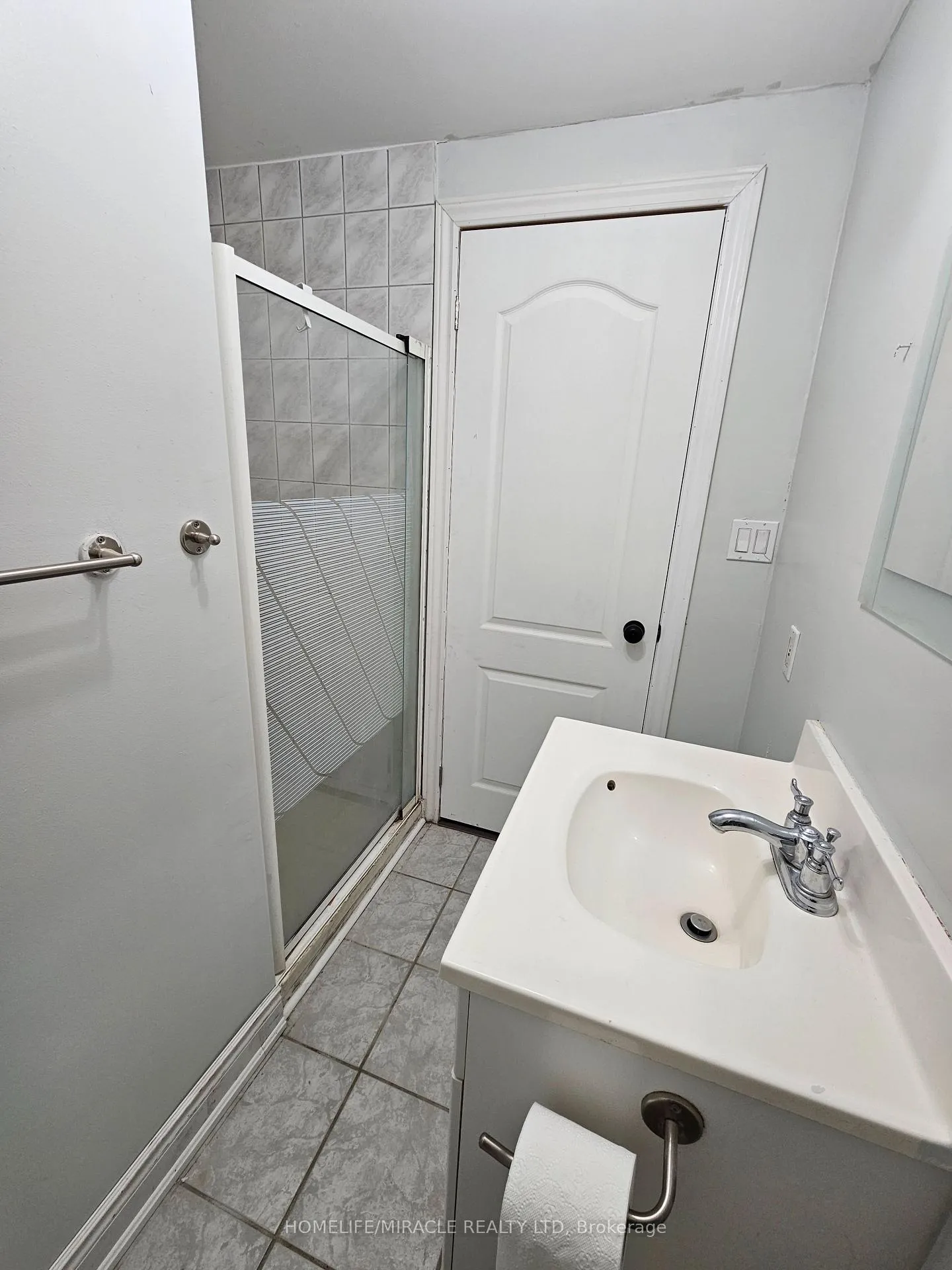 Photo 30 of 20 Whiteface Crescent, Brampton, Fletcher's Meadow — HOMEH