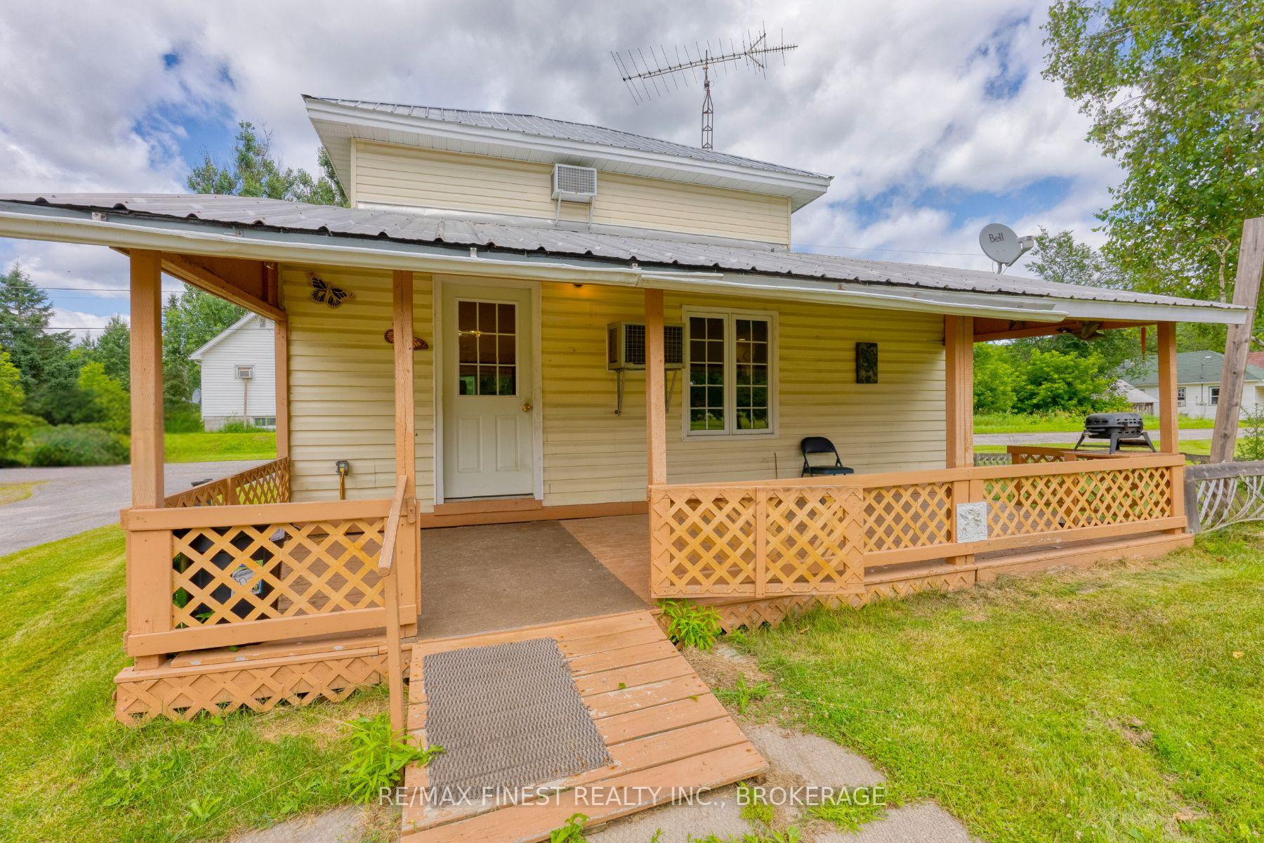Photo 1 of 1039 Brock Road, Frontenac, Frontenac Centre — HOMEH