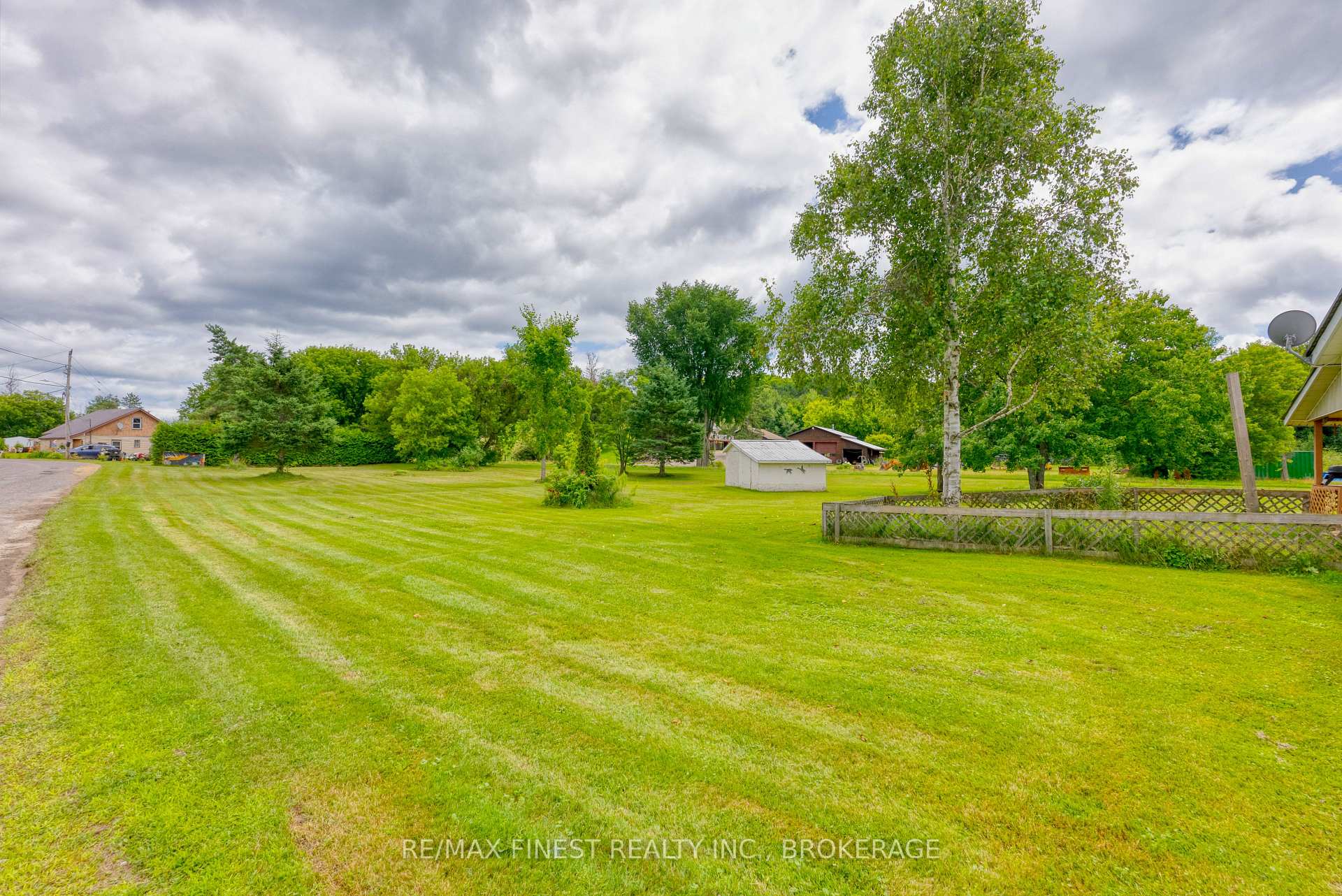 Photo 28 of 1039 Brock Road, Frontenac, Frontenac Centre — HOMEH