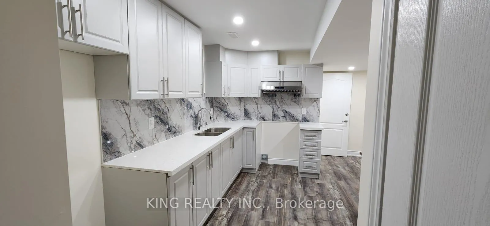 Photo 12 of 46 Meadowcrest Lane, Brampton, Northwest Brampton — HOMEH