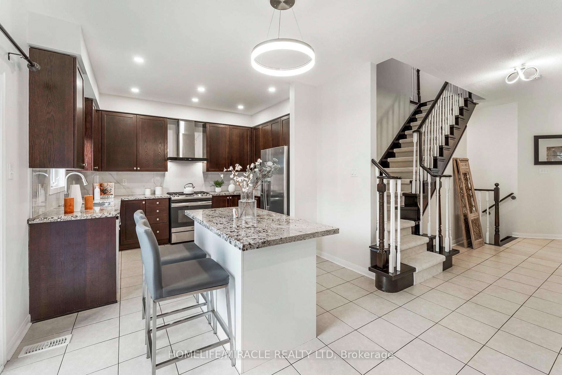 Photo 9 of 26 Kenneth Cole Drive, Clarington, Bowmanville — HOMEH