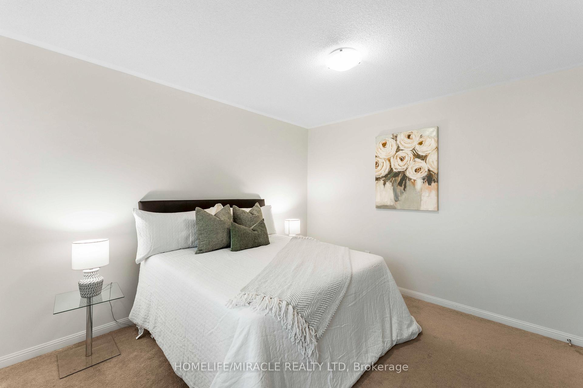 Photo 22 of 26 Kenneth Cole Drive, Clarington, Bowmanville — HOMEH