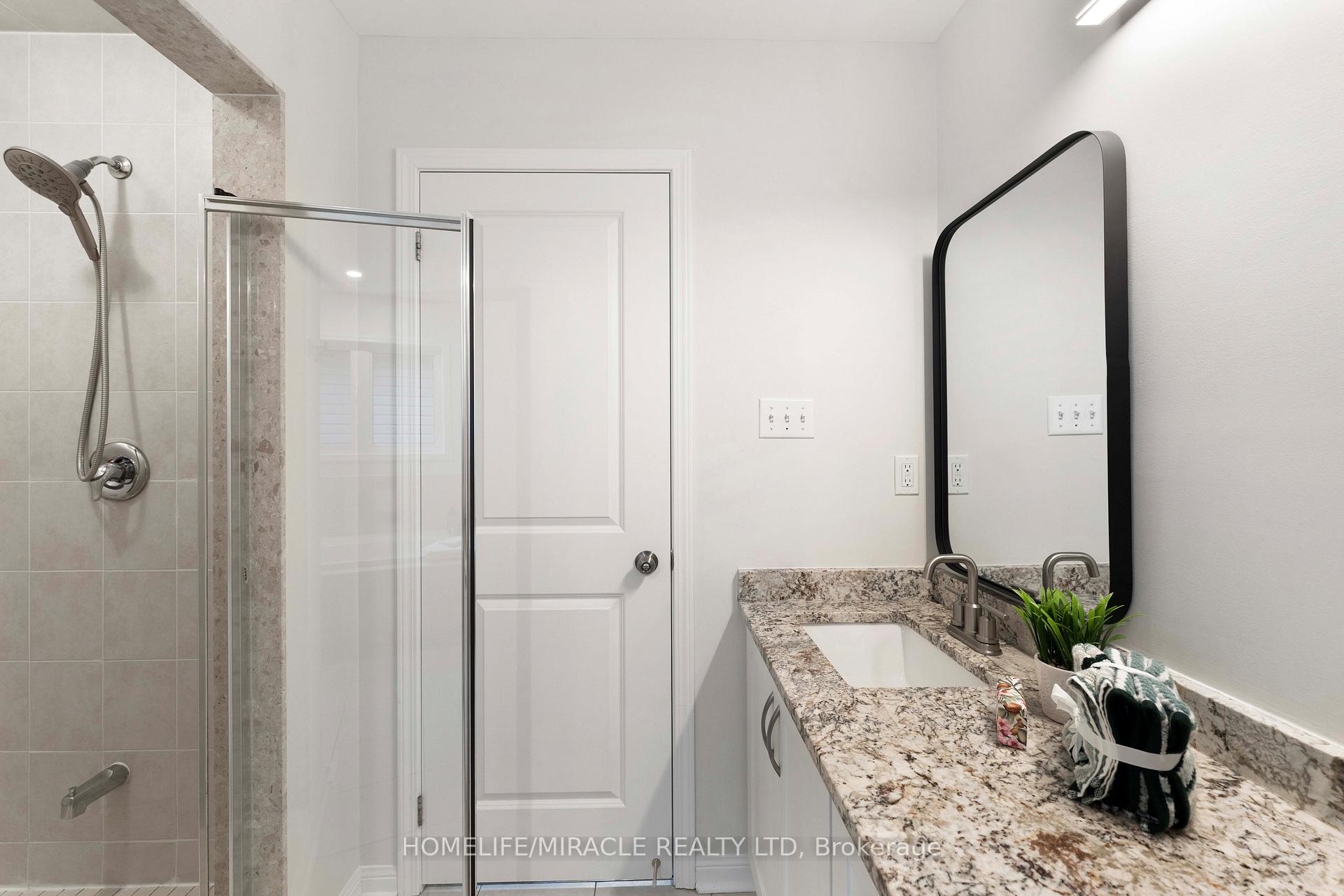 Photo 33 of 26 Kenneth Cole Drive, Clarington, Bowmanville — HOMEH