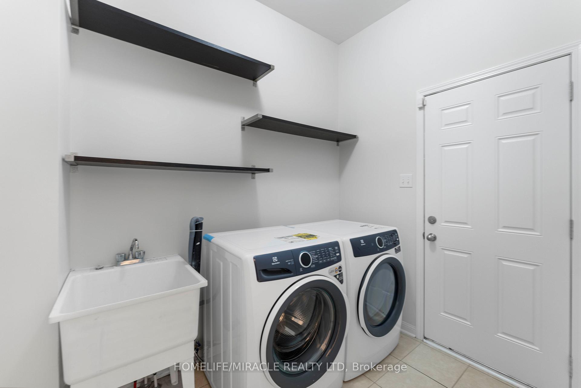 Photo 37 of 26 Kenneth Cole Drive, Clarington, Bowmanville — HOMEH