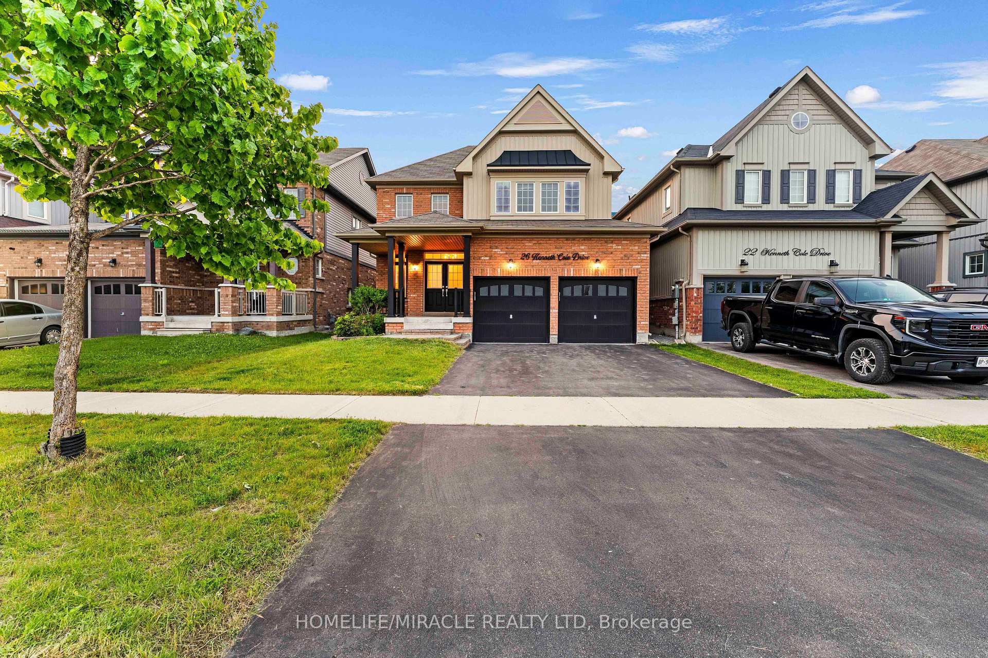 Photo 48 of 26 Kenneth Cole Drive, Clarington, Bowmanville — HOMEH