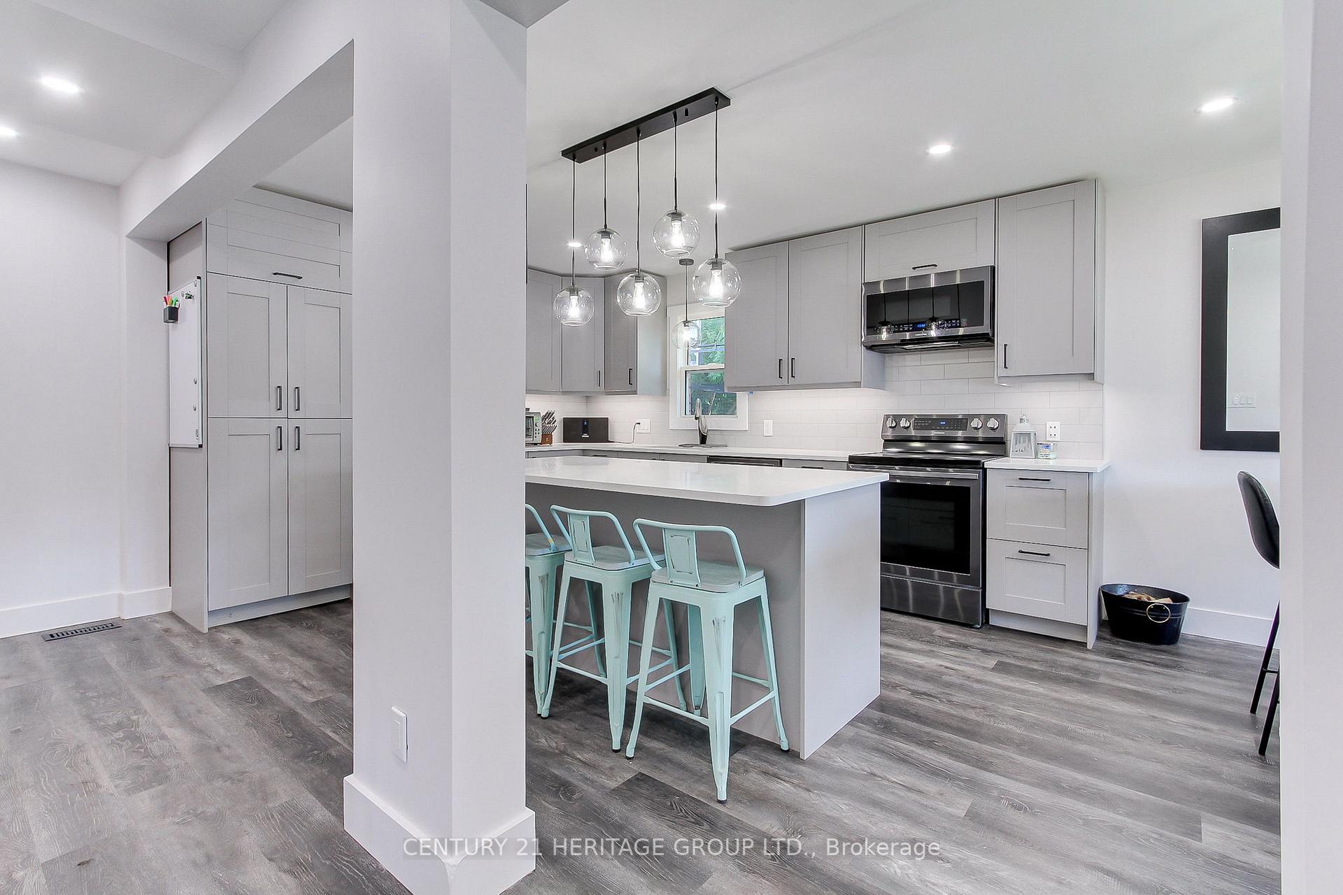 Photo 6 of 396 East 16th Street, Hamilton, Hill Park — HOMEH