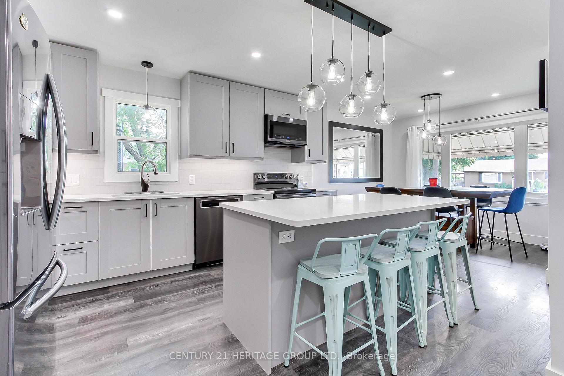 Photo 12 of 396 East 16th Street, Hamilton, Hill Park — HOMEH