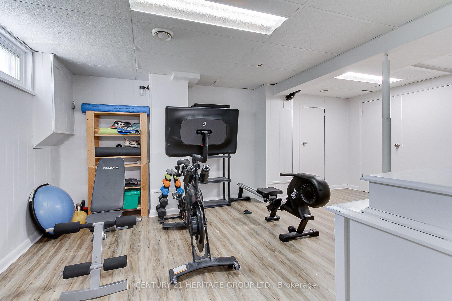 Photo 29 of 396 East 16th Street, Hamilton, Hill Park — HOMEH
