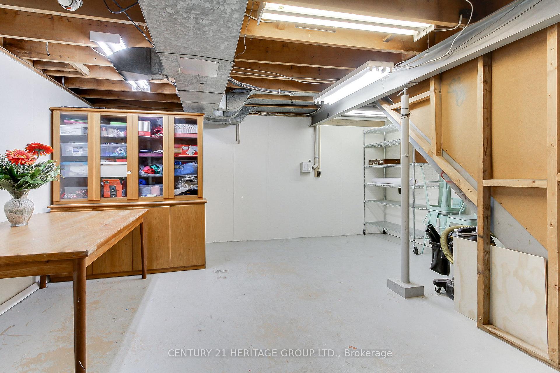 Photo 31 of 396 East 16th Street, Hamilton, Hill Park — HOMEH