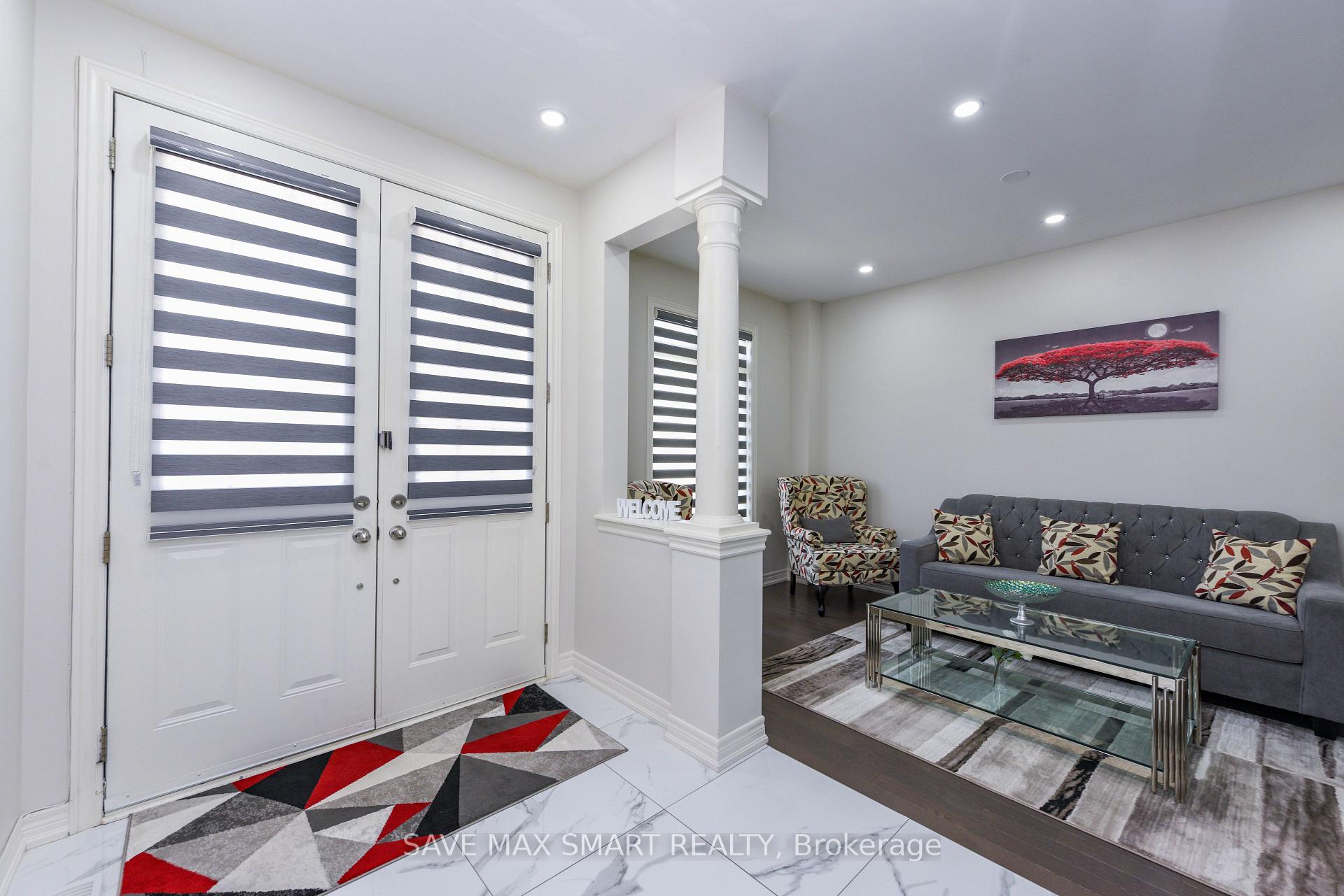 Photo 3 of 50 Unwind Crescent, Brampton, Credit Valley — HOMEH