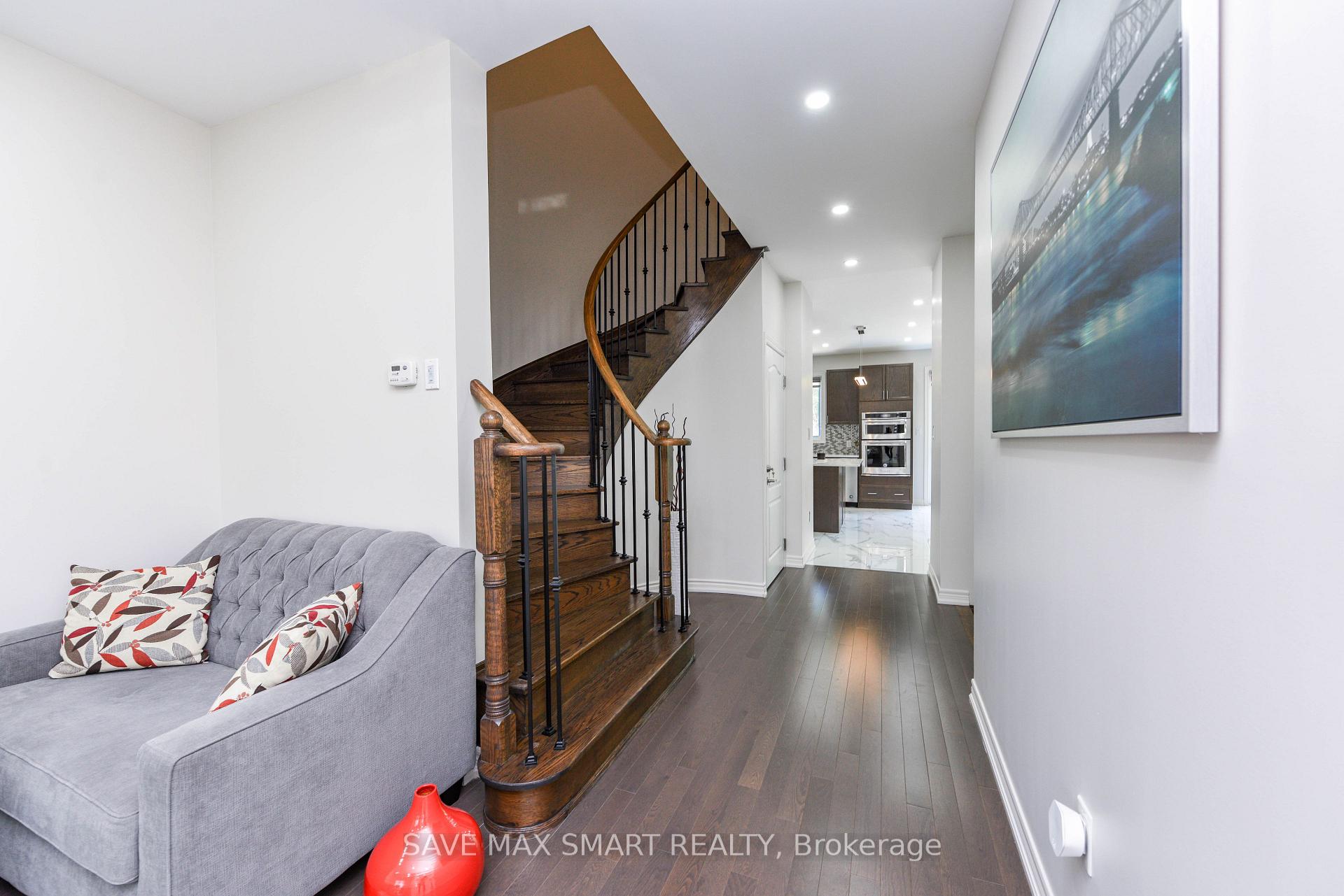 Photo 7 of 50 Unwind Crescent, Brampton, Credit Valley — HOMEH