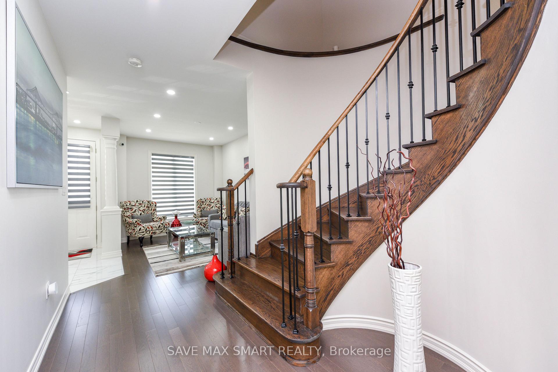 Photo 11 of 50 Unwind Crescent, Brampton, Credit Valley — HOMEH