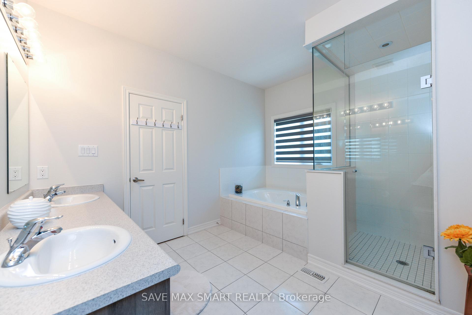 Photo 28 of 50 Unwind Crescent, Brampton, Credit Valley — HOMEH