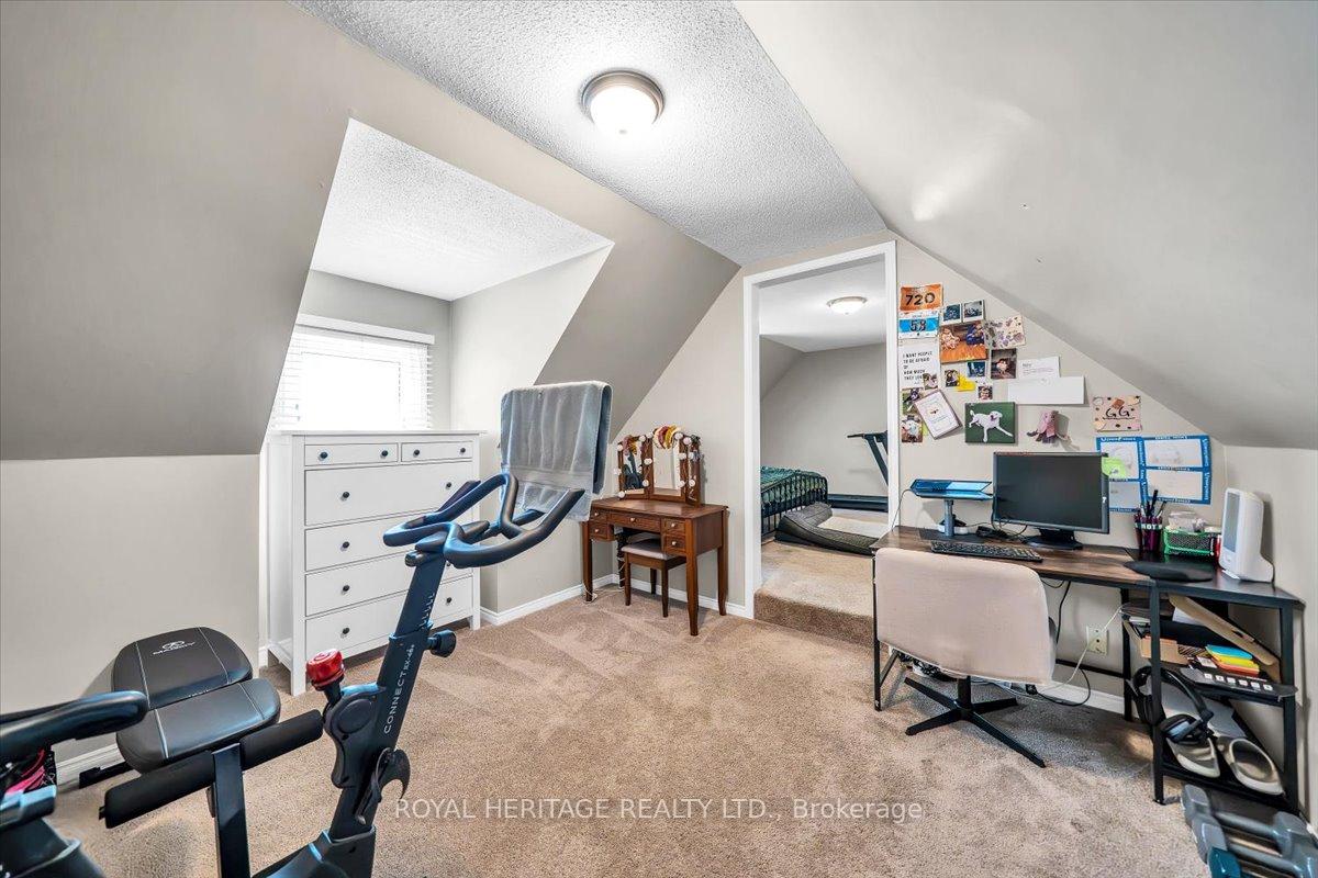 Photo 26 of 1726 Nash Road, Clarington, Courtice — HOMEH