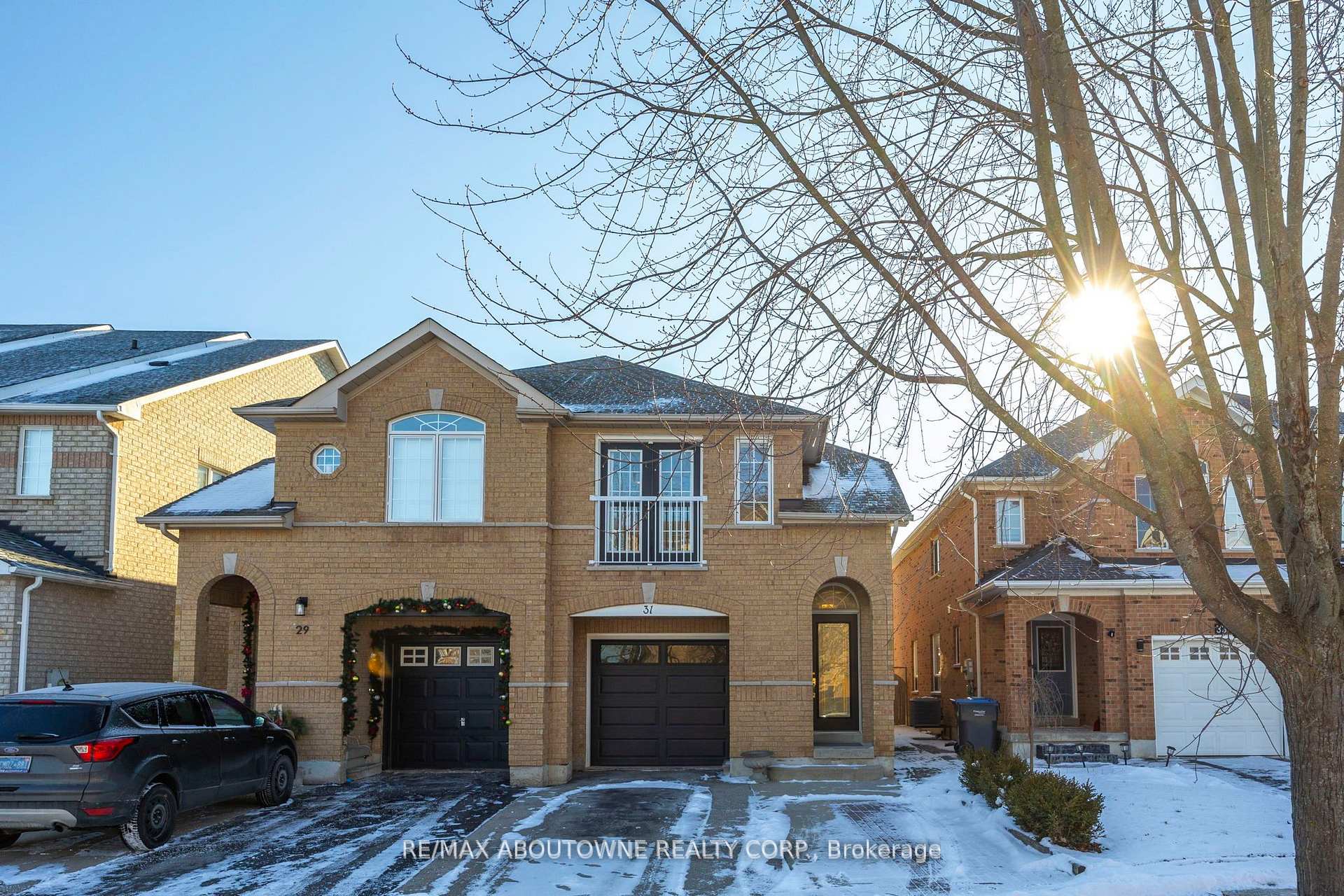 Front of 31 Knoll Haven Circle