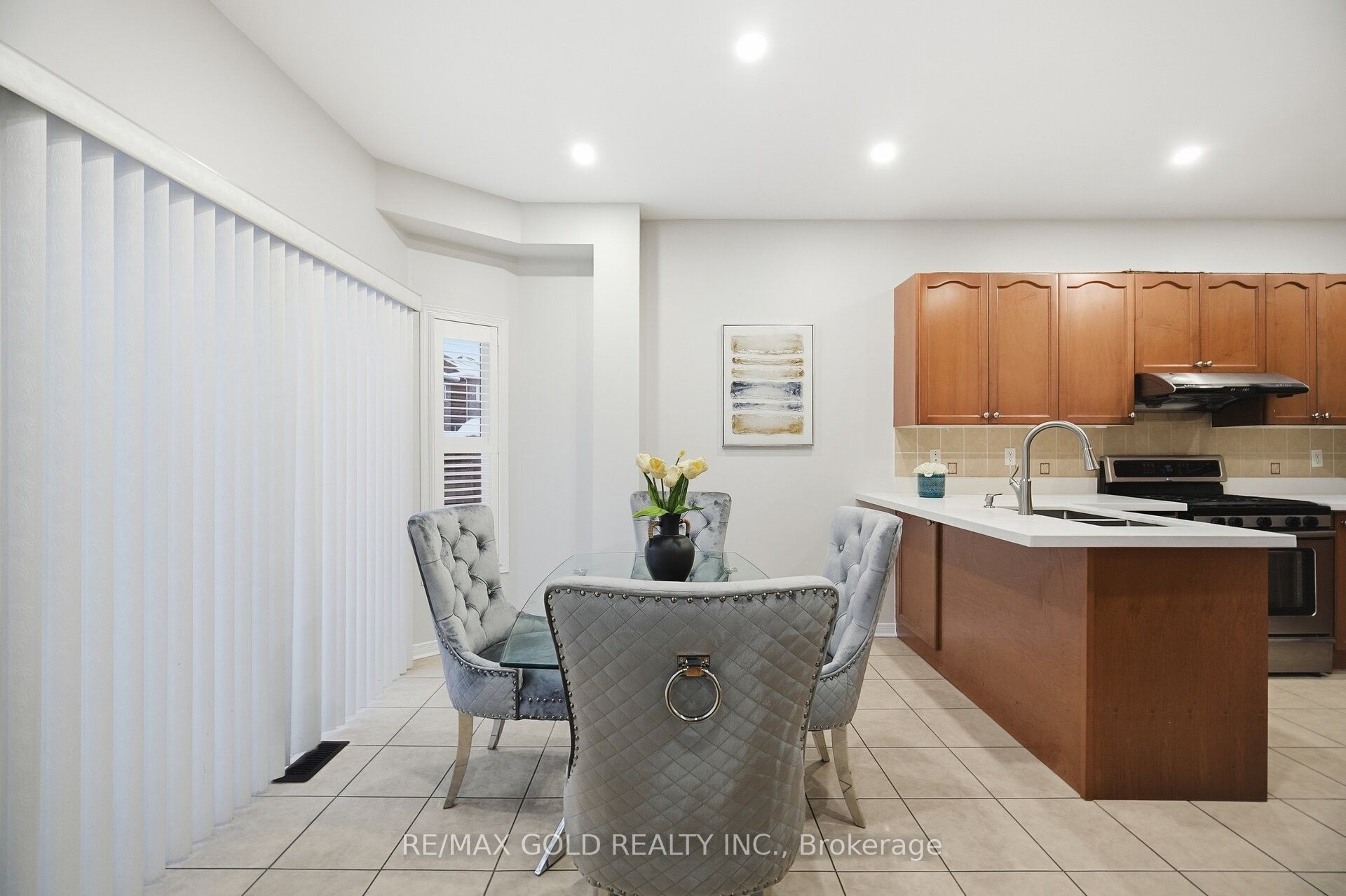 Photo 33 of 14 Ledgerock Road, Brampton, Bram East — HOMEH