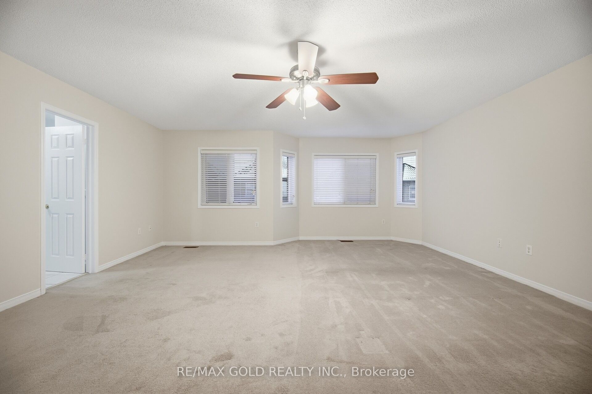 Photo 39 of 14 Ledgerock Road, Brampton, Bram East — HOMEH