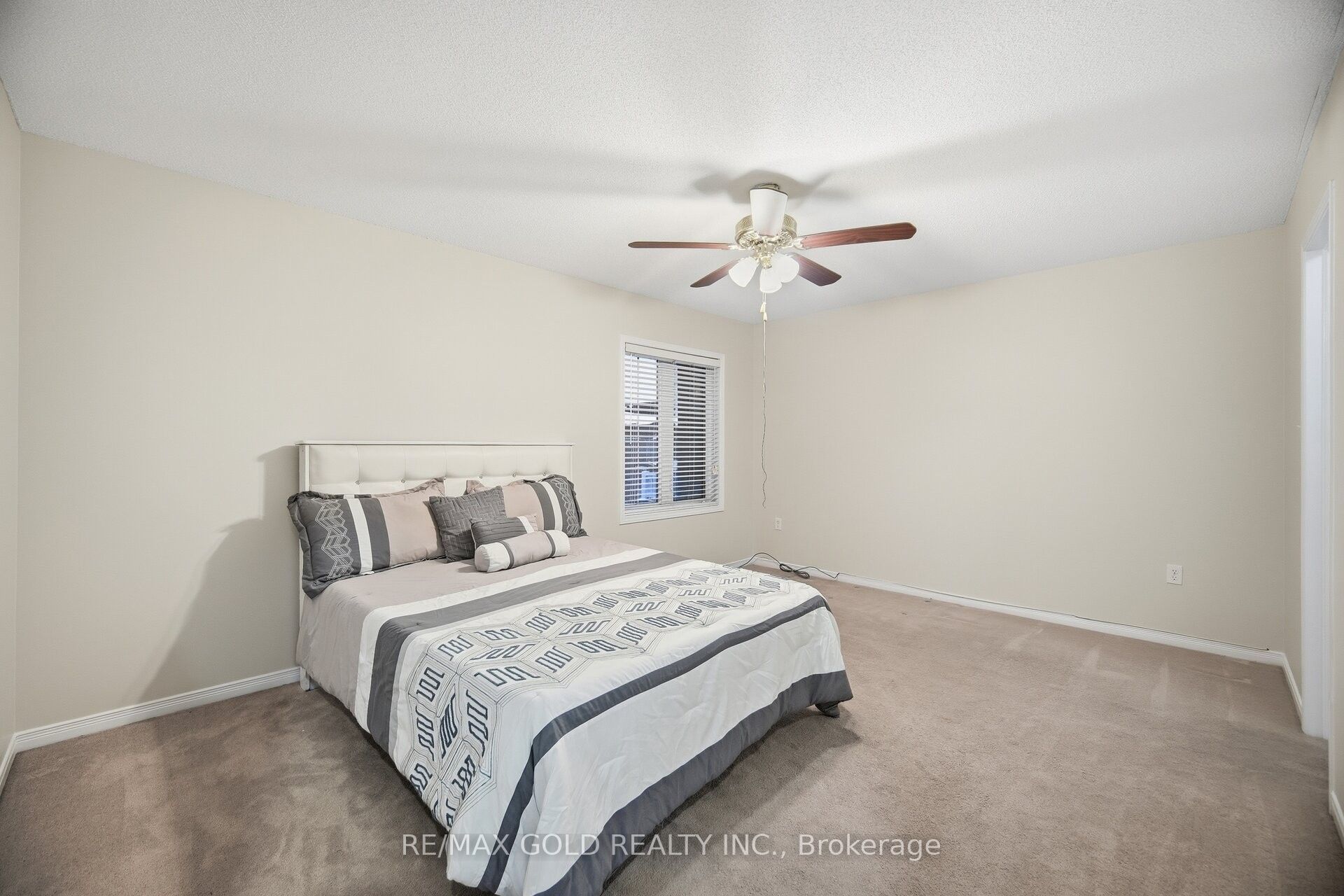 Photo 44 of 14 Ledgerock Road, Brampton, Bram East — HOMEH
