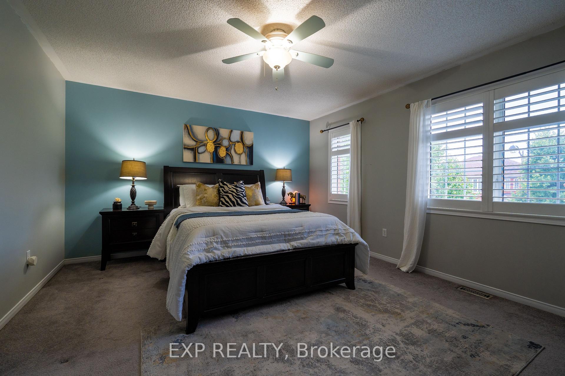 Photo 14 of 37 Farthingale Crescent, Brampton, Fletcher's Meadow — HOMEH