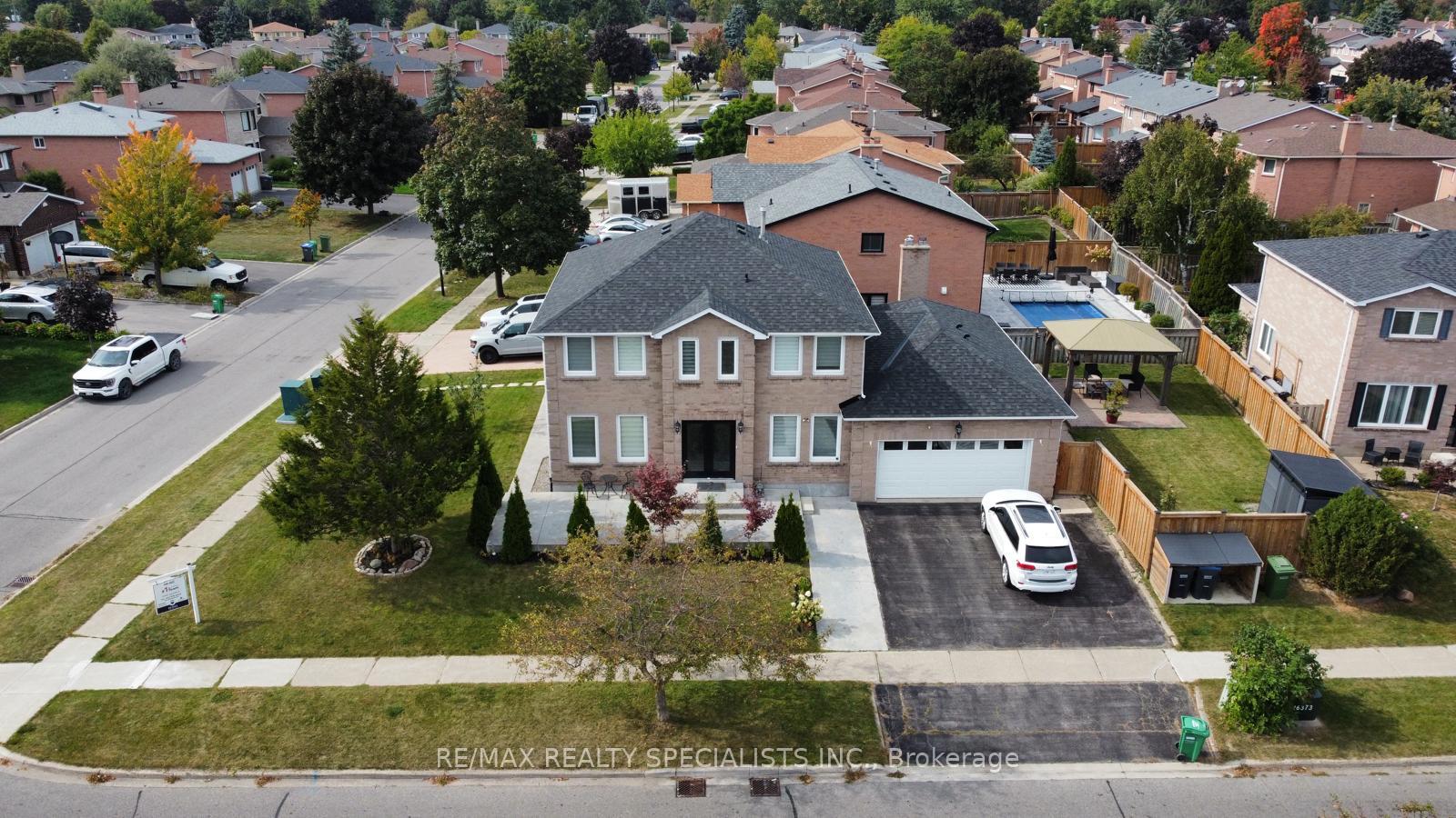 Photo 1 of 40 Fountainbridge Drive, Caledon, Bolton East — HOMEH