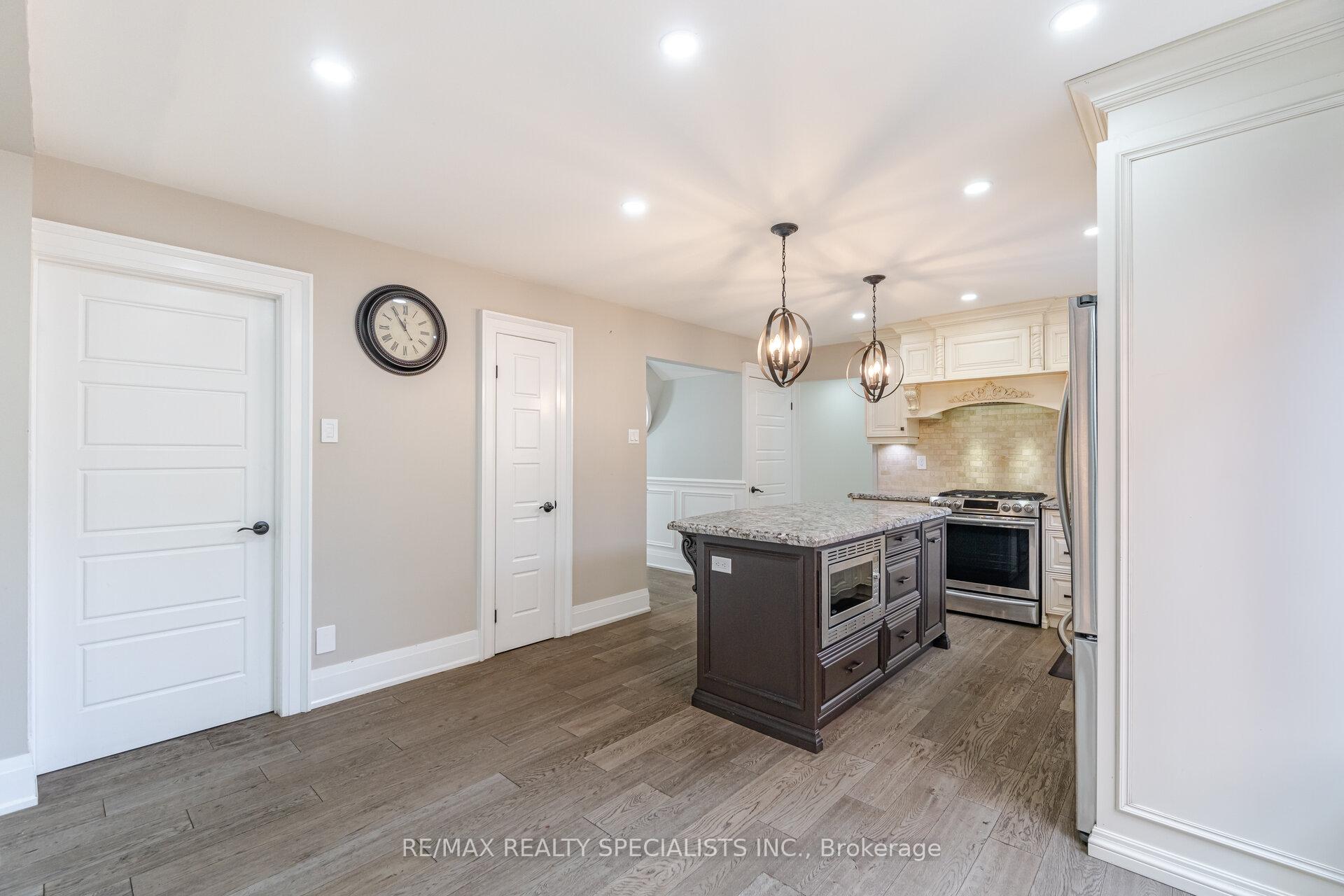 Photo 9 of 40 Fountainbridge Drive, Caledon, Bolton East — HOMEH