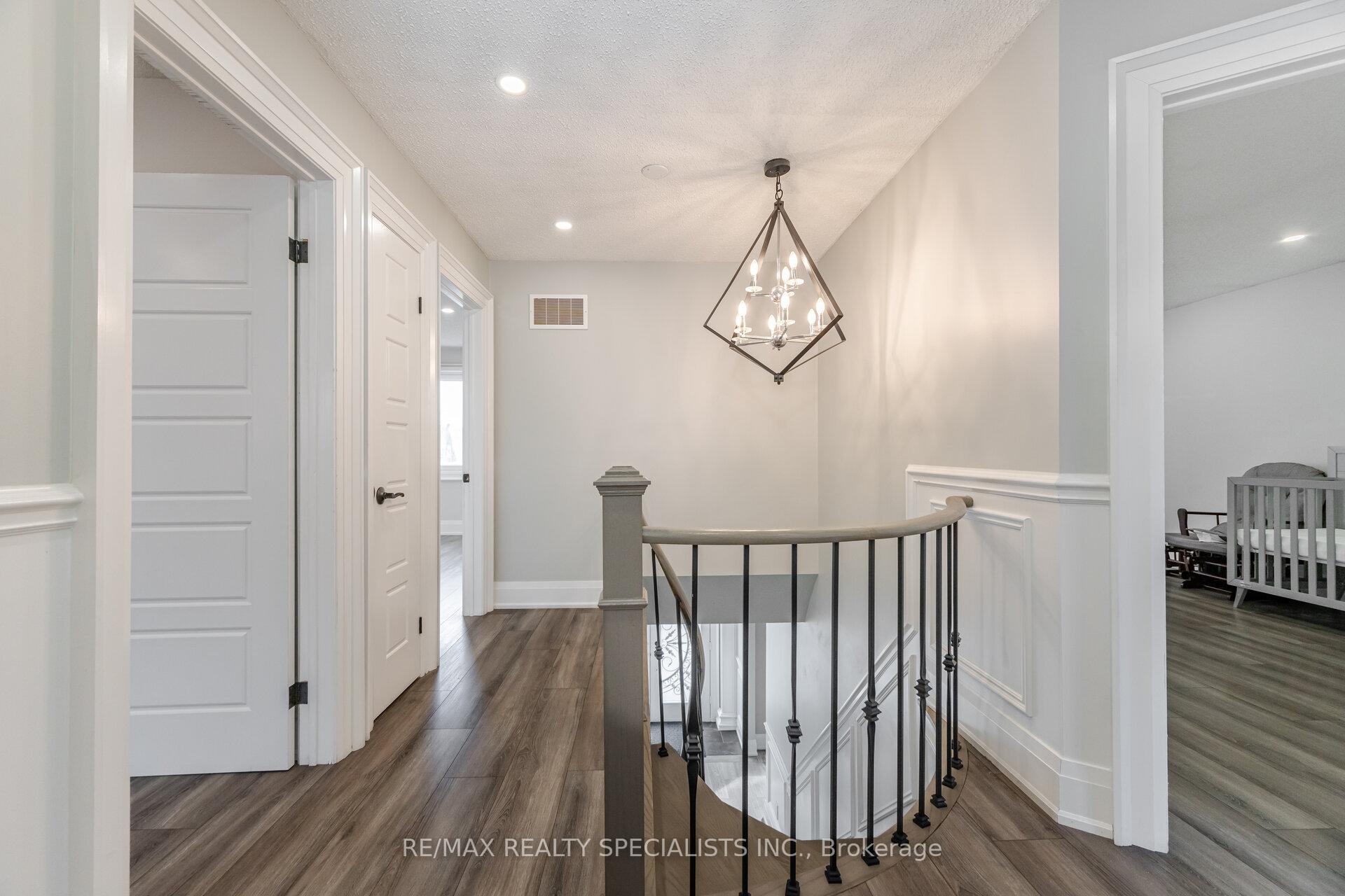 Photo 18 of 40 Fountainbridge Drive, Caledon, Bolton East — HOMEH