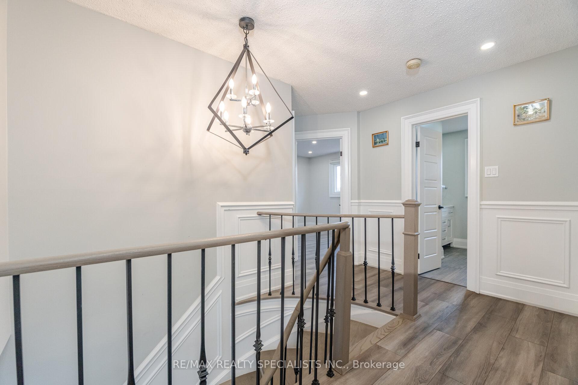 Photo 19 of 40 Fountainbridge Drive, Caledon, Bolton East — HOMEH
