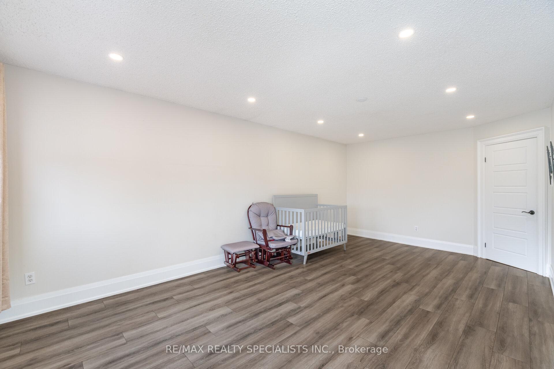 Photo 21 of 40 Fountainbridge Drive, Caledon, Bolton East — HOMEH