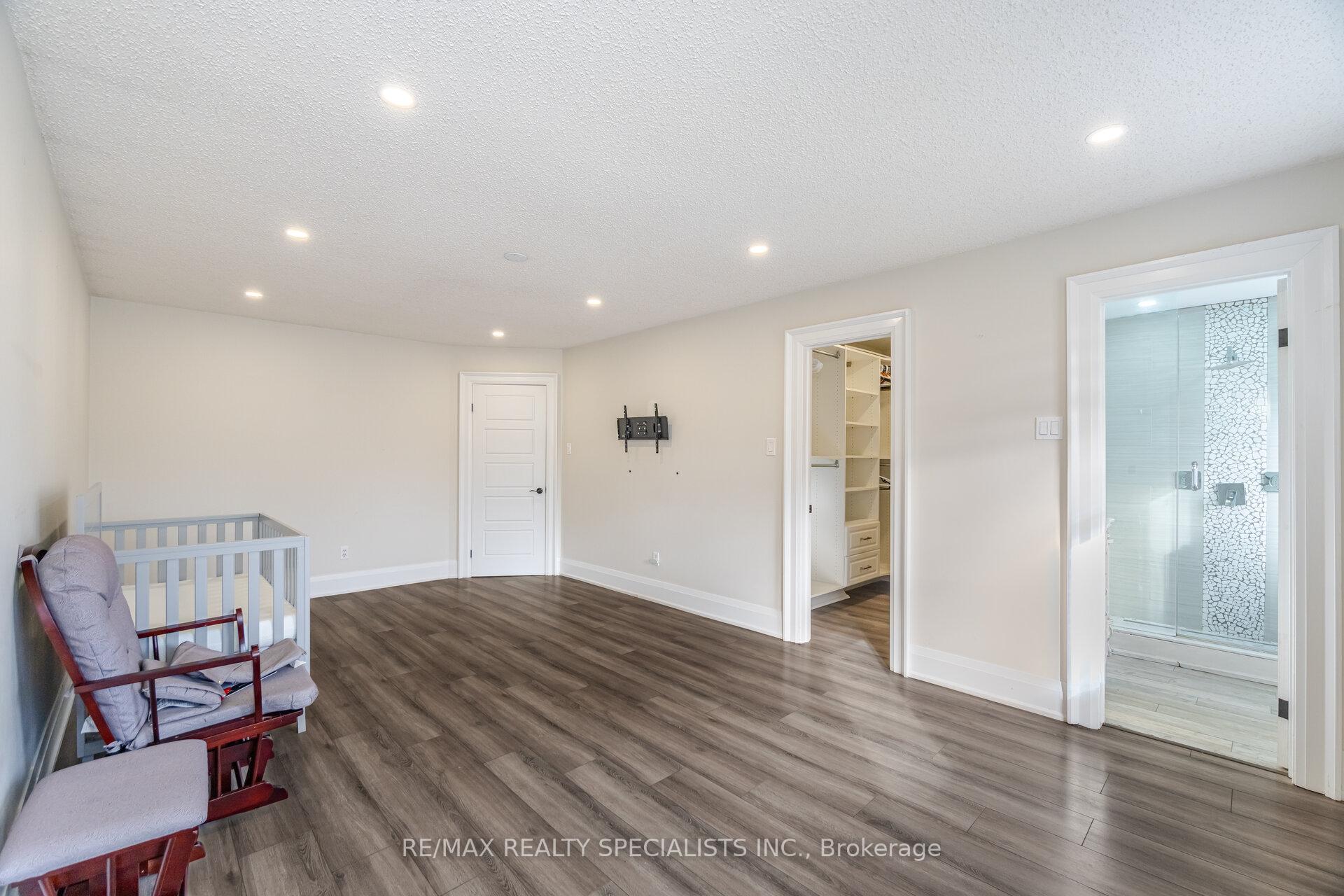 Photo 22 of 40 Fountainbridge Drive, Caledon, Bolton East — HOMEH