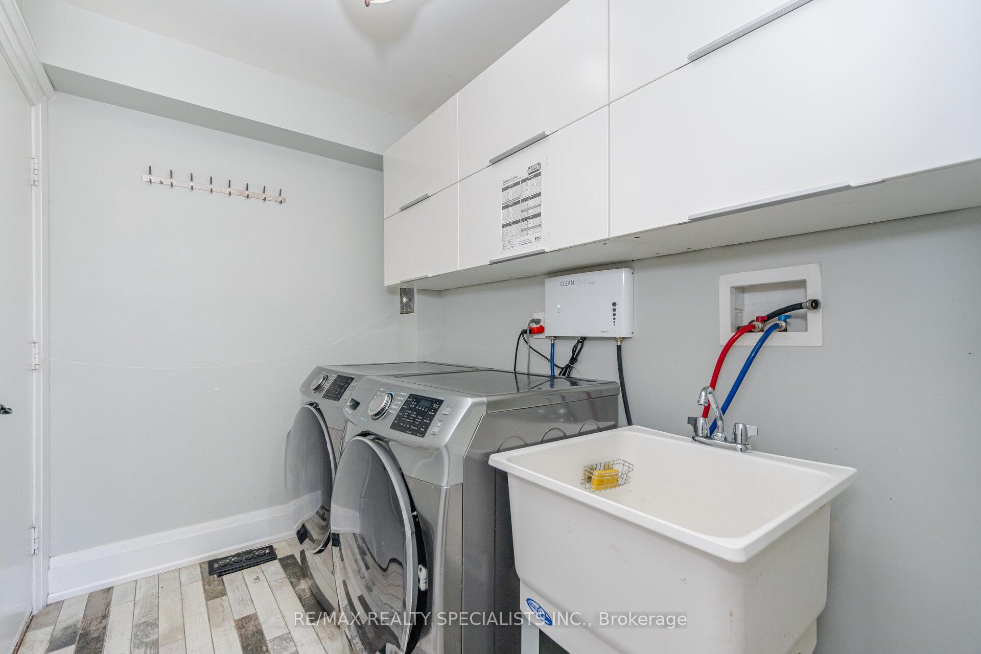 Photo 33 of 40 Fountainbridge Drive, Caledon, Bolton East — HOMEH