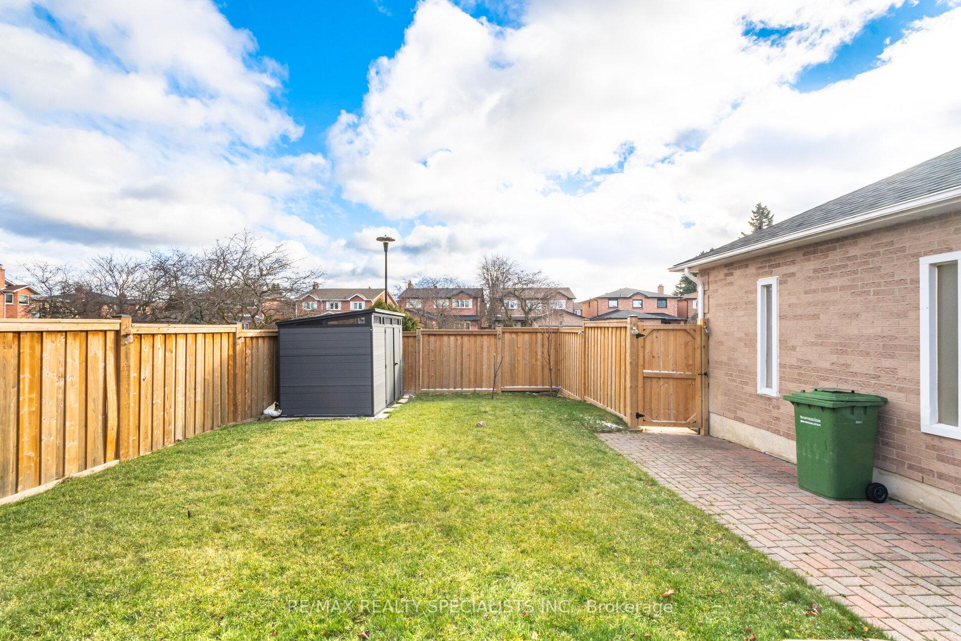 Photo 36 of 40 Fountainbridge Drive, Caledon, Bolton East — HOMEH