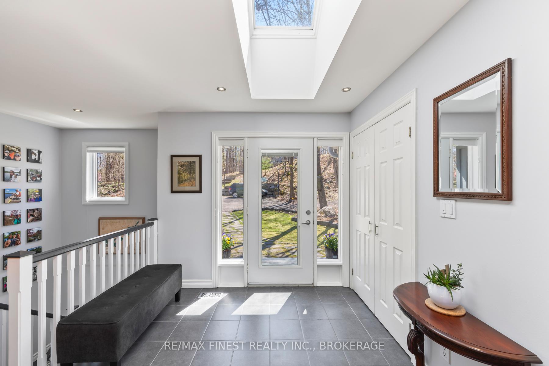 Photo 4 of 1150 Deer Park Lane, Frontenac, Frontenac South — HOMEH