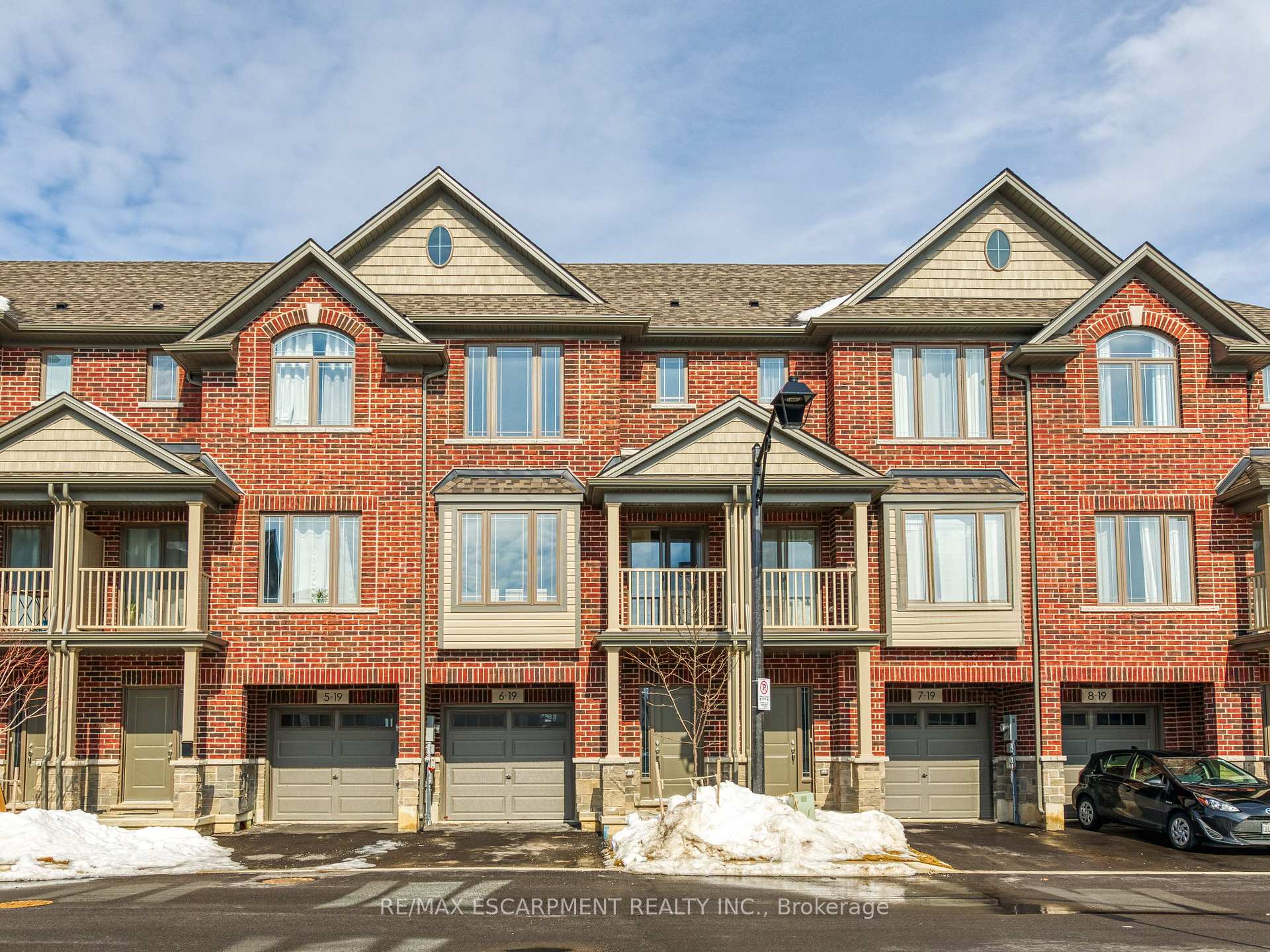 Photo 28 of Unit 6, 19 Picardy Drive, Hamilton, Stoney Creek Mountain — HOMEH