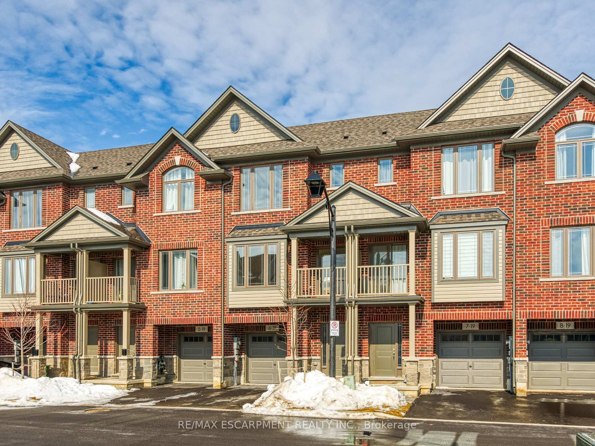 Photo 29 of Unit 6, 19 Picardy Drive, Hamilton, Stoney Creek Mountain — HOMEH