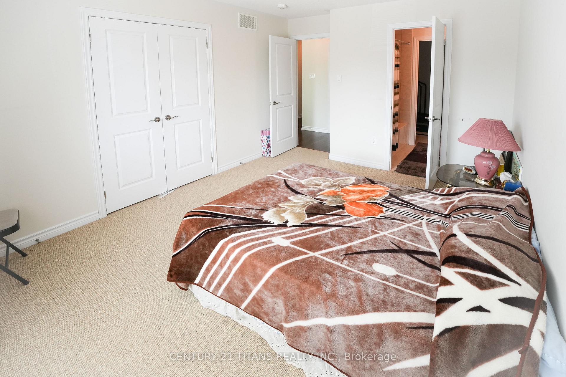 Photo 30 of 42 Lola Crescent, Brampton, Northwest Brampton — HOMEH