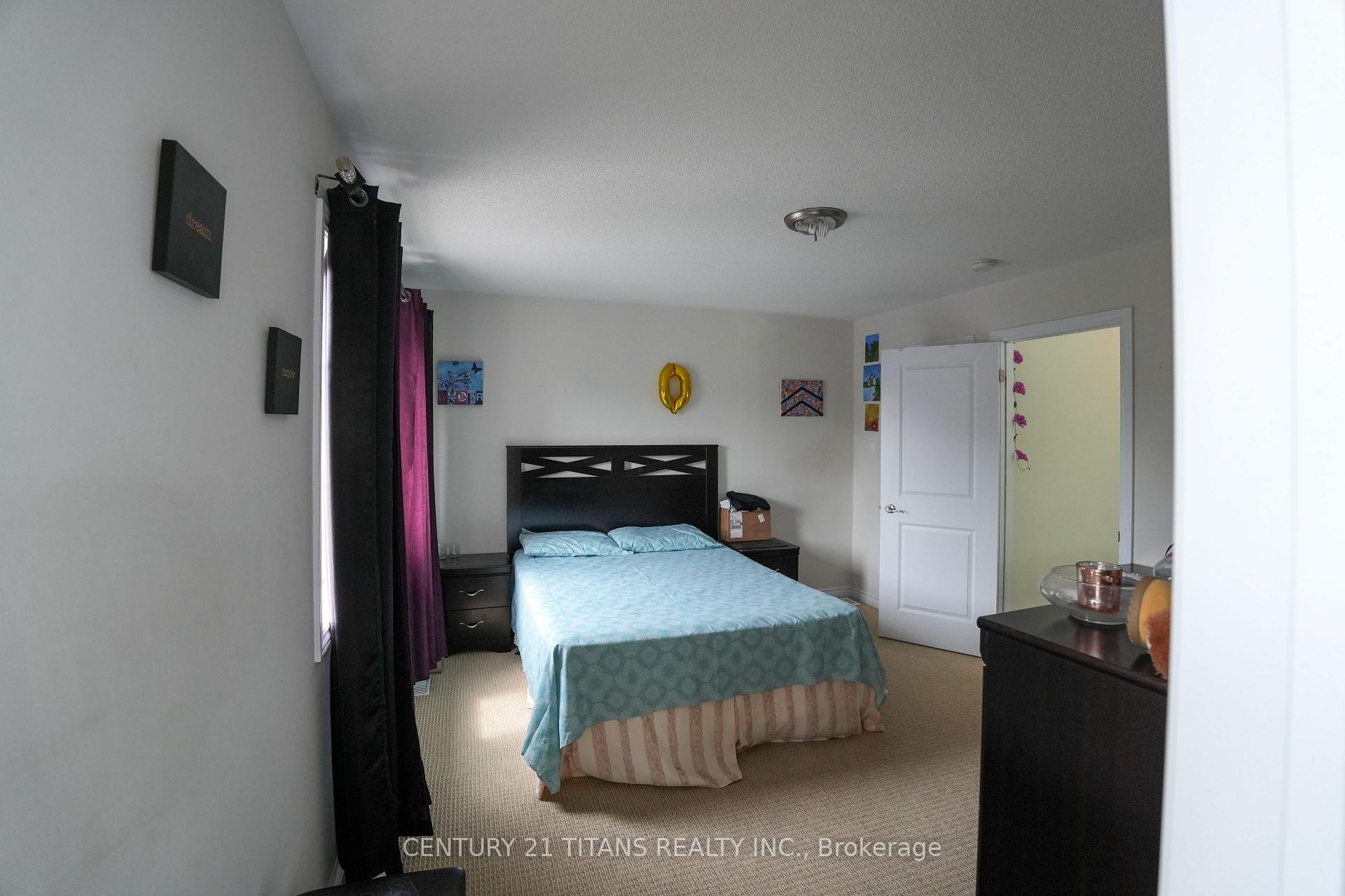 Photo 24 of 42 Lola Crescent, Brampton, Northwest Brampton — HOMEH