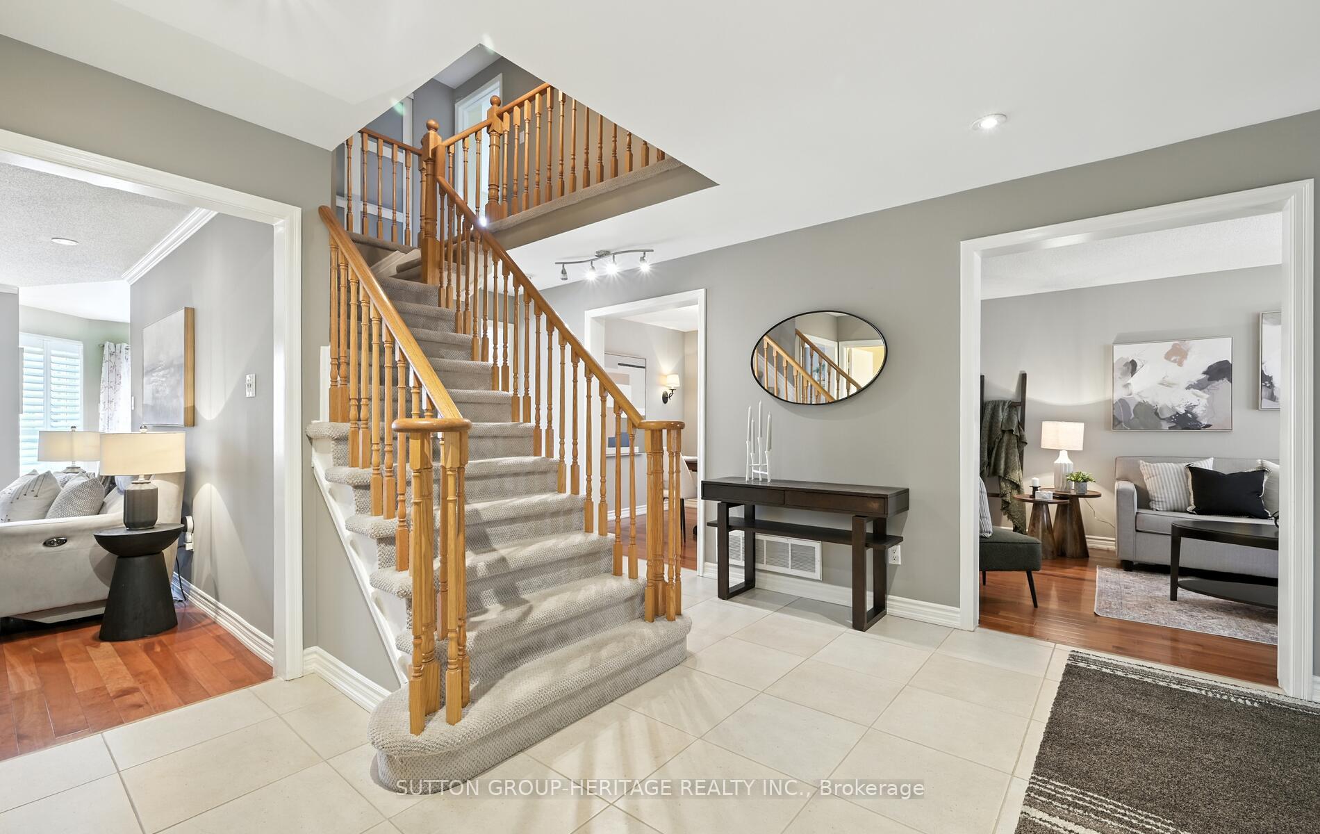 Photo 6 of 40 Redmond Drive, Ajax, Central — HOMEH