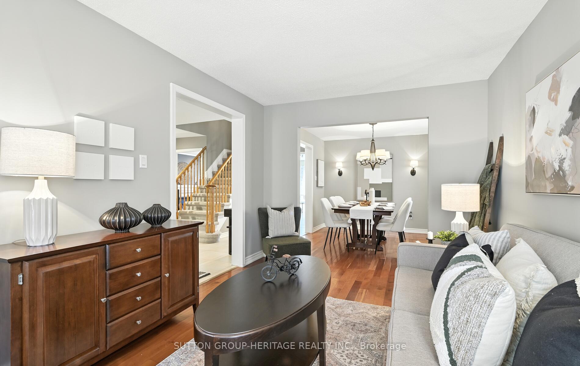 Photo 5 of 40 Redmond Drive, Ajax, Central — HOMEH