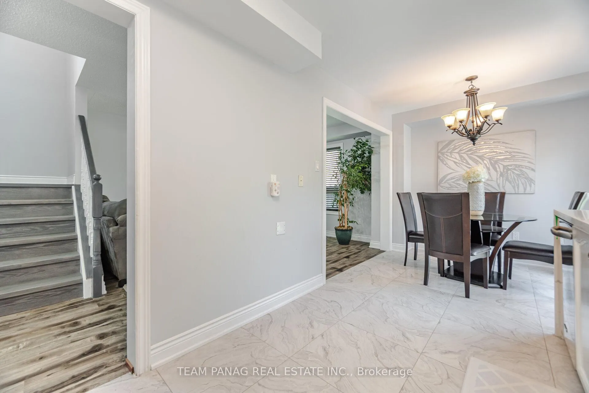 Photo 12 of 44 Deforest Drive, Brampton, Fletcher's Meadow — HOMEH