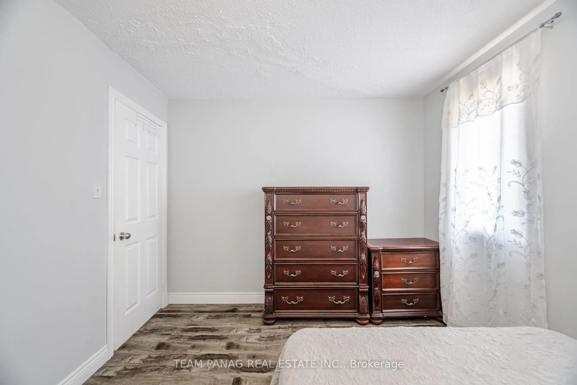 Photo 24 of 44 Deforest Drive, Brampton, Fletcher's Meadow — HOMEH
