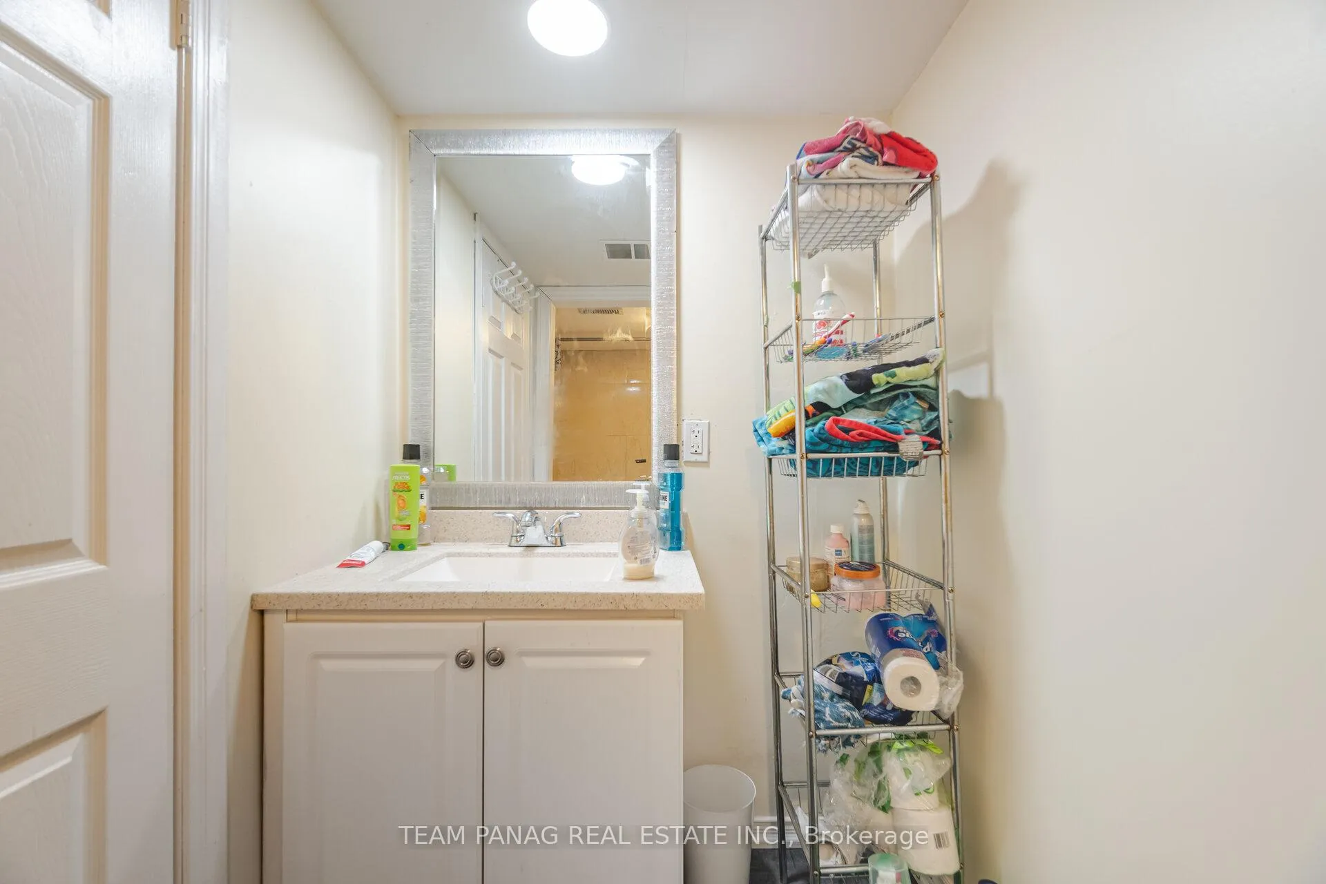 Photo 39 of 44 Deforest Drive, Brampton, Fletcher's Meadow — HOMEH