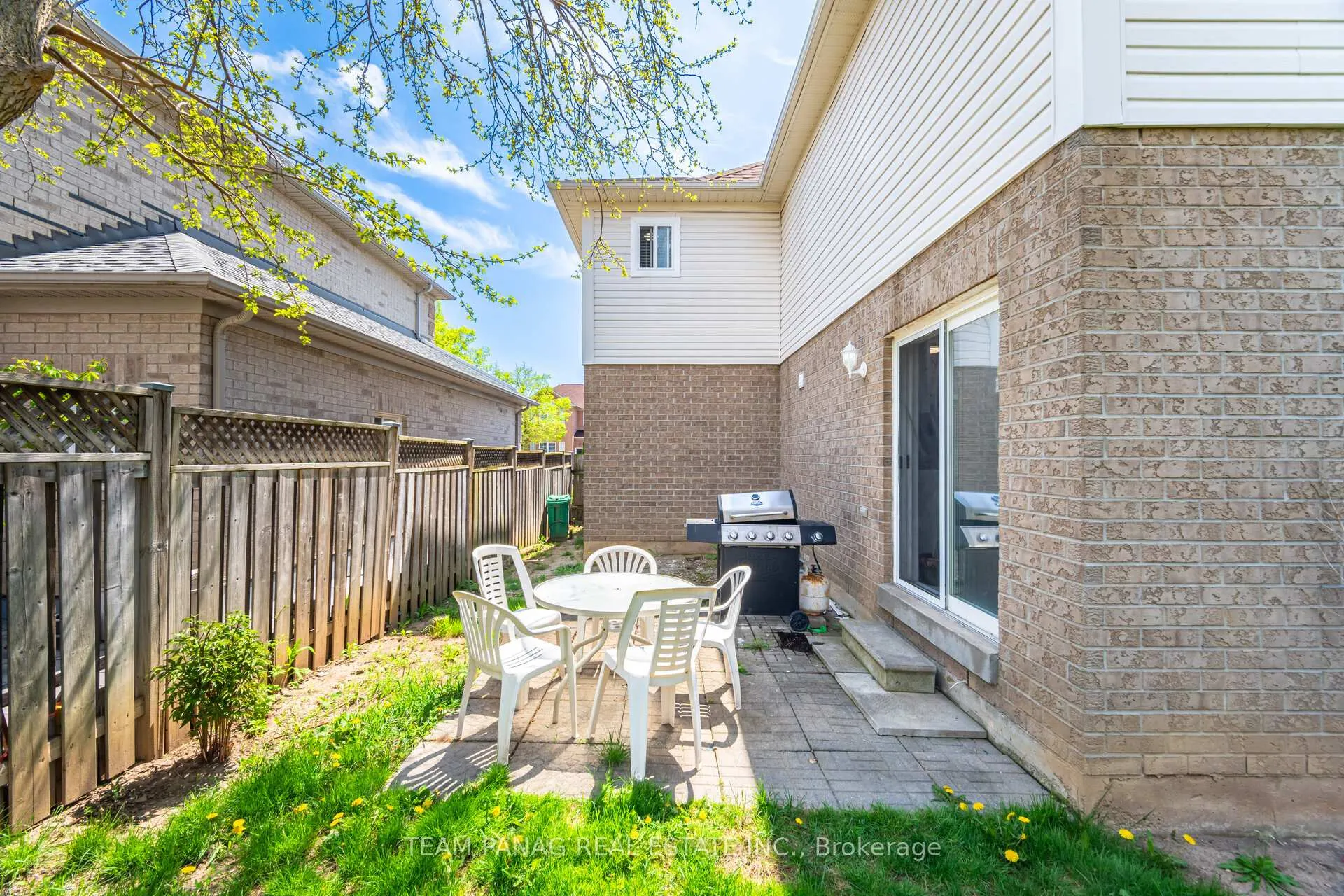 Photo 42 of 44 Deforest Drive, Brampton, Fletcher's Meadow — HOMEH