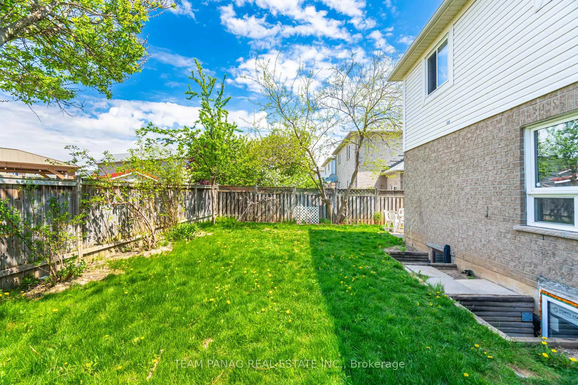 Photo 44 of 44 Deforest Drive, Brampton, Fletcher's Meadow — HOMEH
