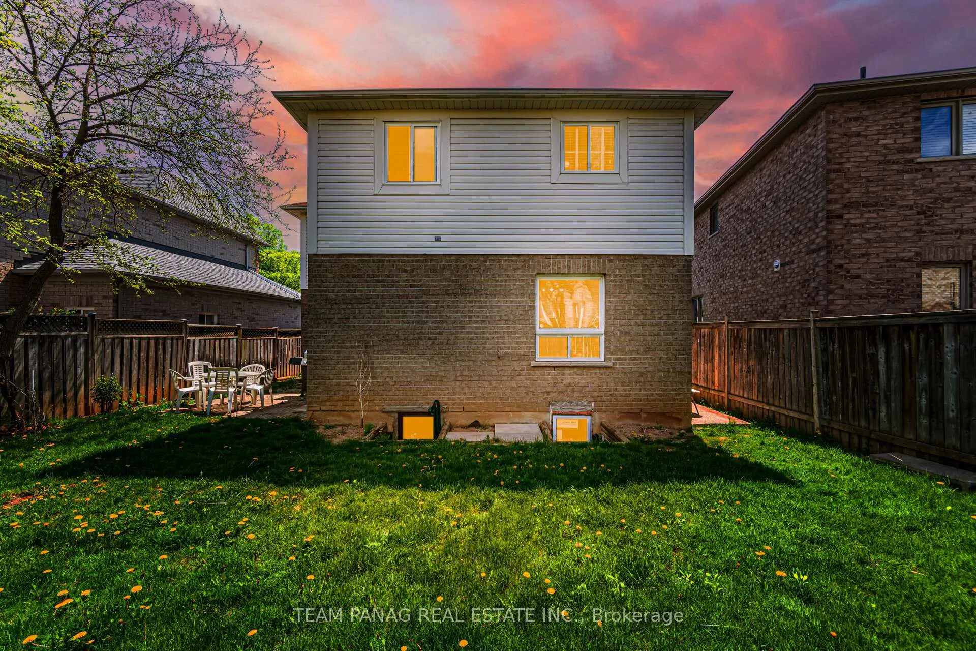 Photo 48 of 44 Deforest Drive, Brampton, Fletcher's Meadow — HOMEH