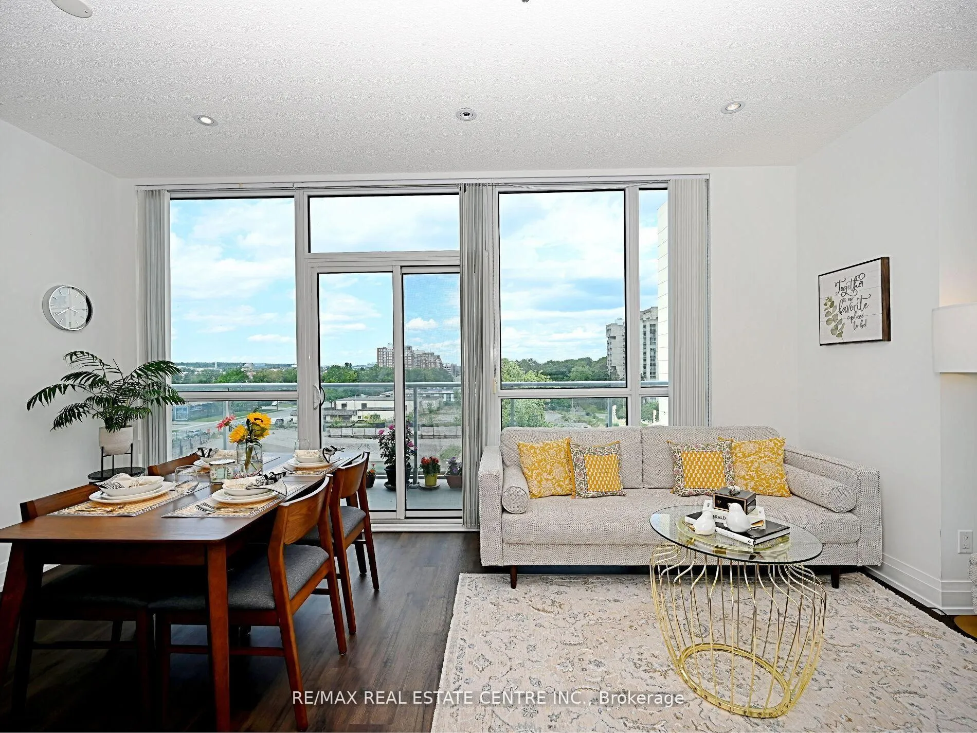 Photo 12 of Unit 505, 65 Speers Rd, Oakville, Central — HOMEH